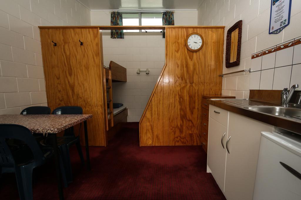 New Plymouth Top 10 Holiday Park Oda fotoğraf